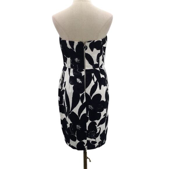 EXPRESS DESIGN STUDIO SZ 10 L Black White Floral Strapless Mini Dress B24 - Picture 2 of 8